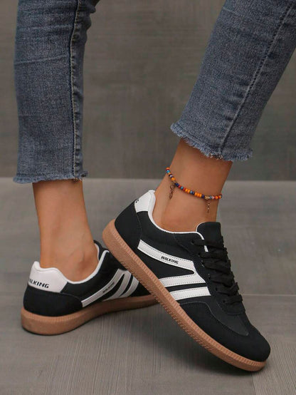 Camden Court Schwarze Gummi-Sneakers