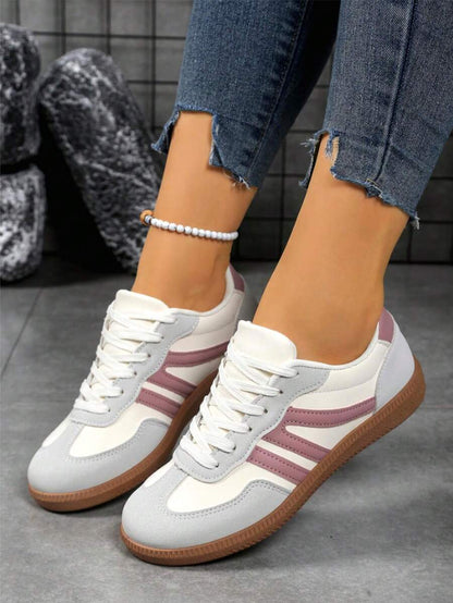 Camden Court Creme-Graue Rosen-Sneaker
