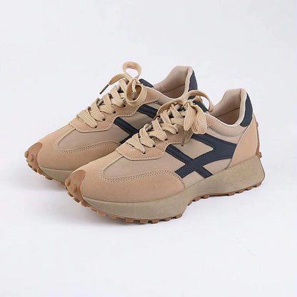 Ardelle Trail-Sneaker