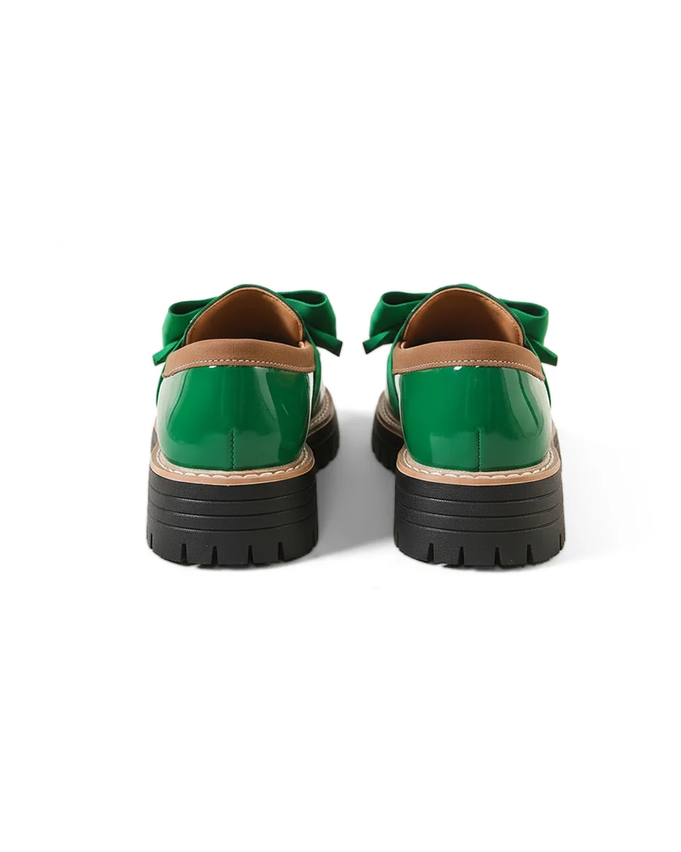 Dámské platformové lakované mokasíny s mašlí