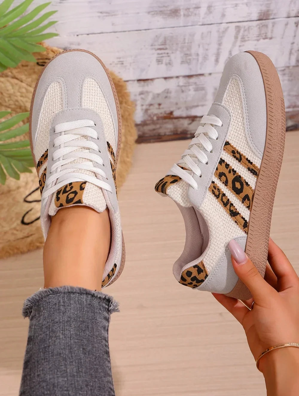 [Limited Edition] Samba Retro Leopard Sneakers